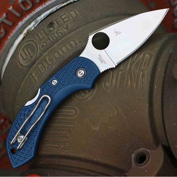 Couteau Spyderco Dragonfly 2 Cobalt Manche FRN Bleu Lame Acier CPM SPY27 Lockback Made Japan SC28PCBL2 - Livraison Gratuite