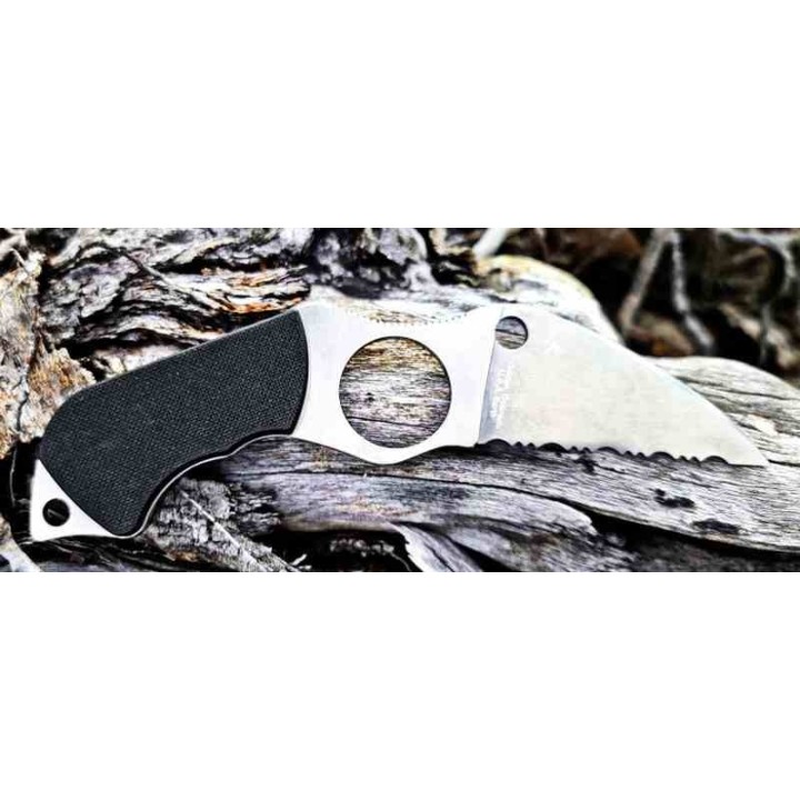 Couteau Spyderco Swick 6 Lame Wharncliffe Acier LC200N Serrated Manche G10 Noir Étui Boltaron USA SCFB14S6 - Livraison Gratuite