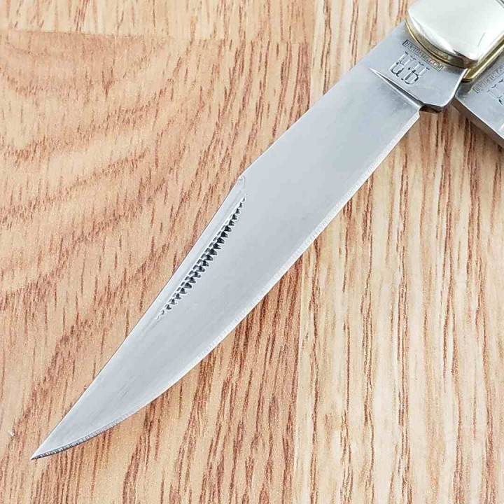 Couteau Rough Rider Pandora Swirl Trapper Lames Clip Point Spey Acier 440 Manche Bois et Résine RR2656 -  Livraison Gratuite