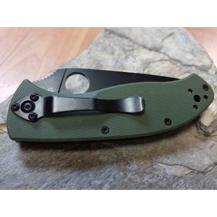 Couteau Spyderco Tenacious Lame Leaf Shaped Plain Acier 8CR13MOV Manche G10 Vert Liner Lock SC122GPBGR - Livraison Gratuite