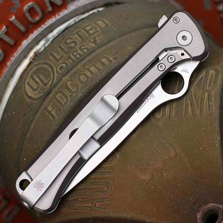 Couteau Spyderco Slym RIL Lame Acier M390 Manche Titane & FatCarbon Dark Matter Framelock Italy SC271TIP - Livraison Gratuite