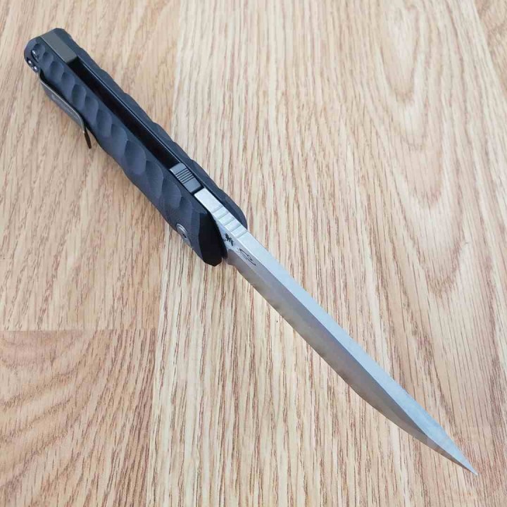 Couteau North Mountain Blade Kick Stop Chop Plus Tanto Lame Acier SLD-Magic Hitachi Manche G10 NMB2411BLK -  Livraison Gratuite