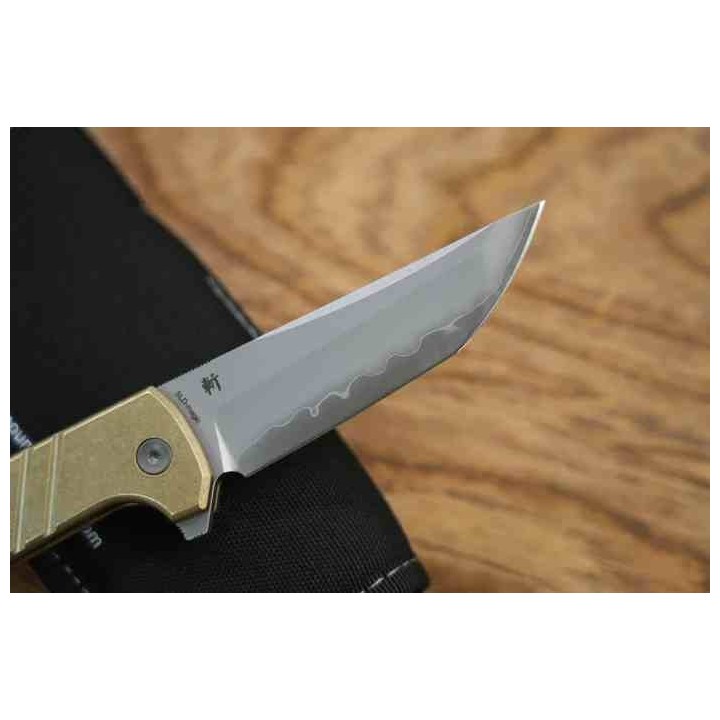 Couteau North Mountain Blade Tanto Lame Acier SLD-Magic SAN MAI Manche Alu Bronze Button Lock NMB2401E - Livraison Gratuite