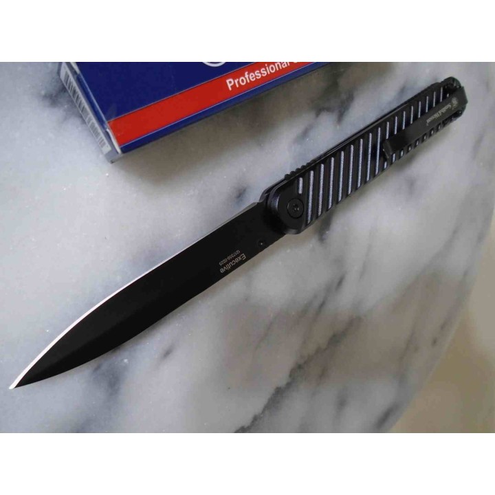 Couteau Smith&Wesson Executive Lame Dague Acier 7Cr13 Noire Manche Alu Linerlock Clip SW1227056 - Livraison Gratuite