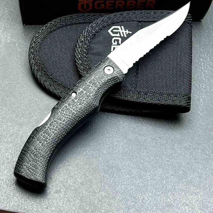Couteau Gerber GatorMate Lame Clip Point Acier 440 Manche Kraton Etui Nylon USA Lockback G6151G - Livraison Gratuite