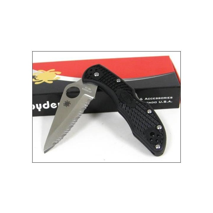 Couteau SPYDERCO DELICA 4 Serrated SC11SBK Japan VG10