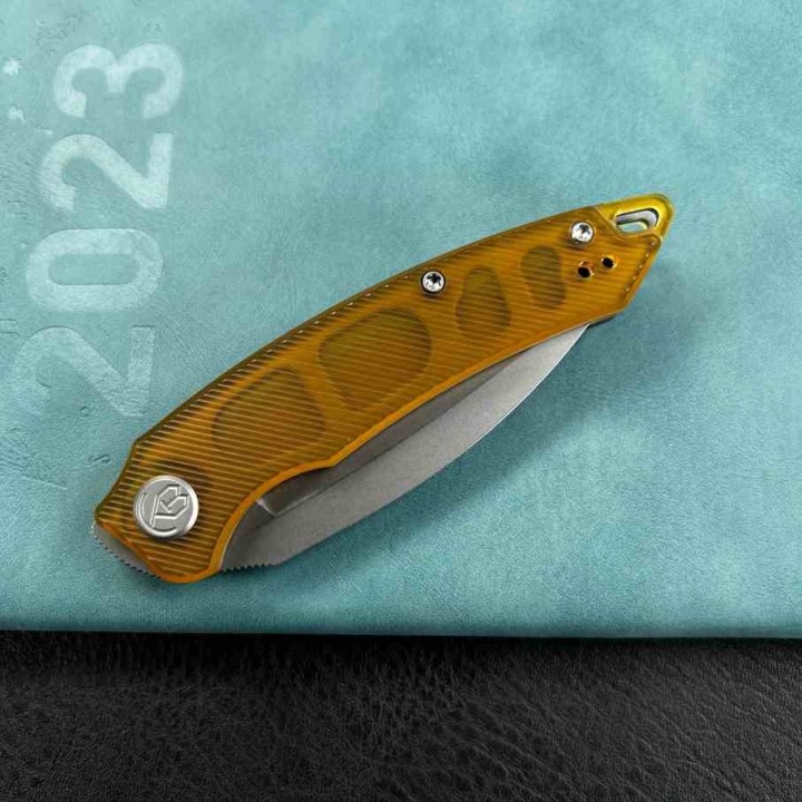 Couteau Kubey Leaf Lame Acier AUS-10 Beadblast Manche Ultem Linerlock KIVT KUB333G - Livraison Gratuite