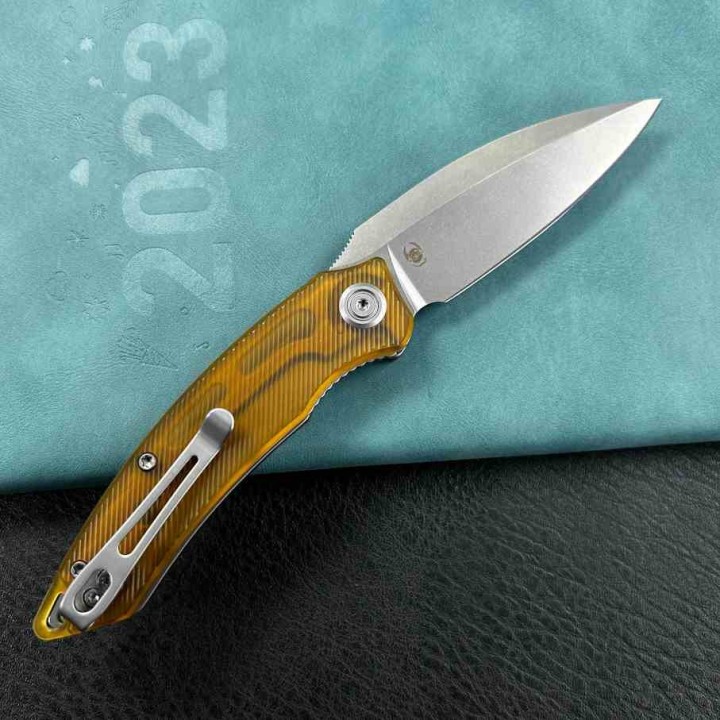 Couteau Kubey Leaf Lame Acier AUS-10 Beadblast Manche Ultem Linerlock KIVT KUB333G - Livraison Gratuite
