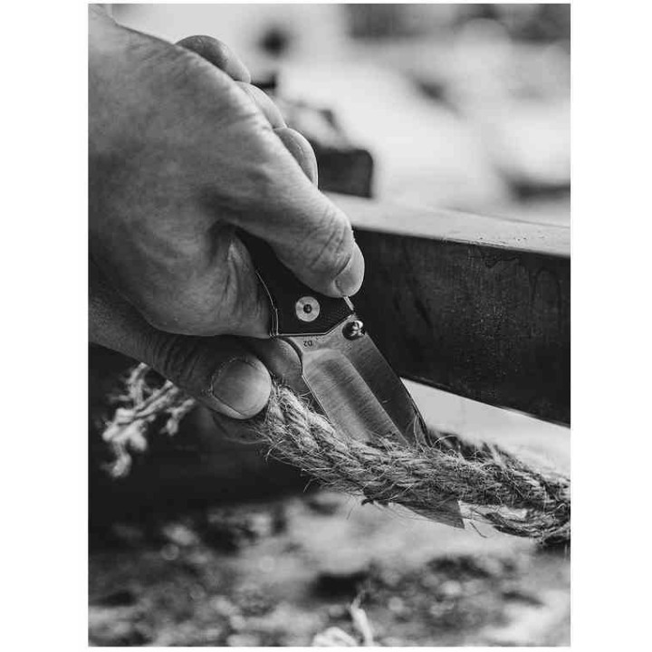 Couteau NUKNIVES Kumpanter Lame Acier D2 Manche G10 Black Liner Lock NUKS131001- Livraison Gratuite