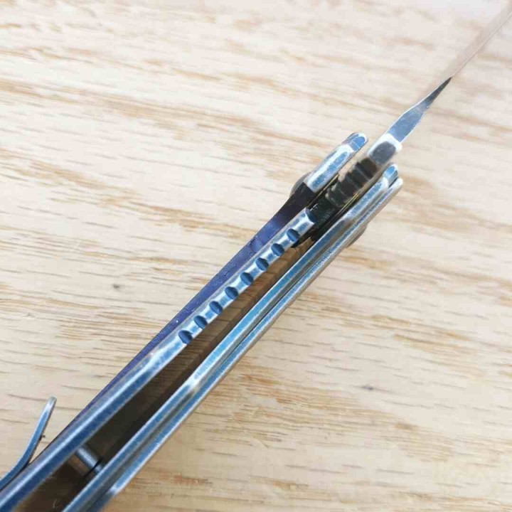 Couteau Rough Ryder Lame Tanto Acier Inox Manche Acier Bleu Frame Lock Clip RR2145 - Livraison Gratuite