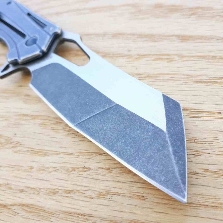 Couteau Rough Ryder Lame Tanto Acier Inox Manche Acier Bleu Frame Lock Clip RR2145 - Livraison Gratuite