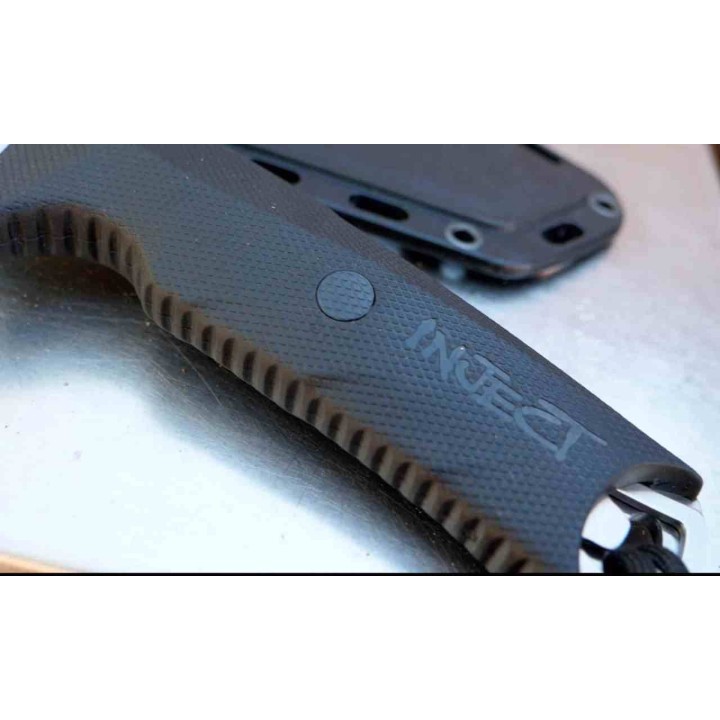 Couteau Machette Camillus Carnivore Lame Acier 420 Titane Sawback & Guthook Manche & Etui ABS CM19818002 - Livraison Gratuite