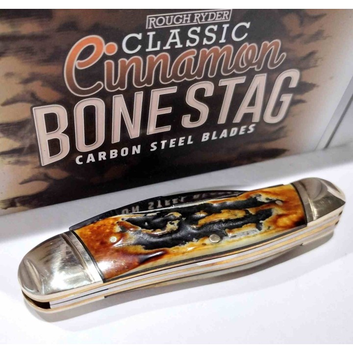 Couteau Rough Ryder Classic Cinnamon Bone Stag Swayback Lame Acier Carbone Manche Corne de Daim RR2423 - Livraison Gratuite