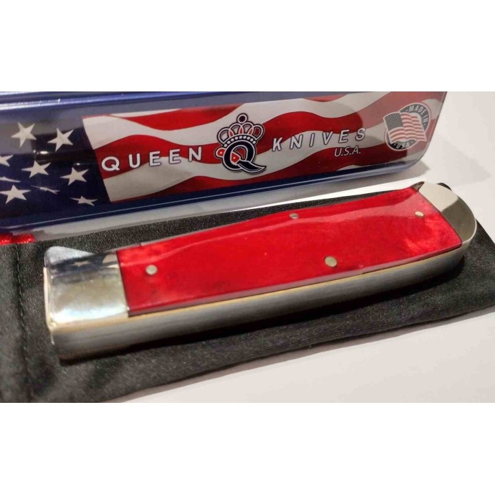 Couteau Queen USA Trapper Lames Acier Carbone 1095 Manche Os Rouge Made in USA Boite Métal QRSB206L - Livraison Gratuite