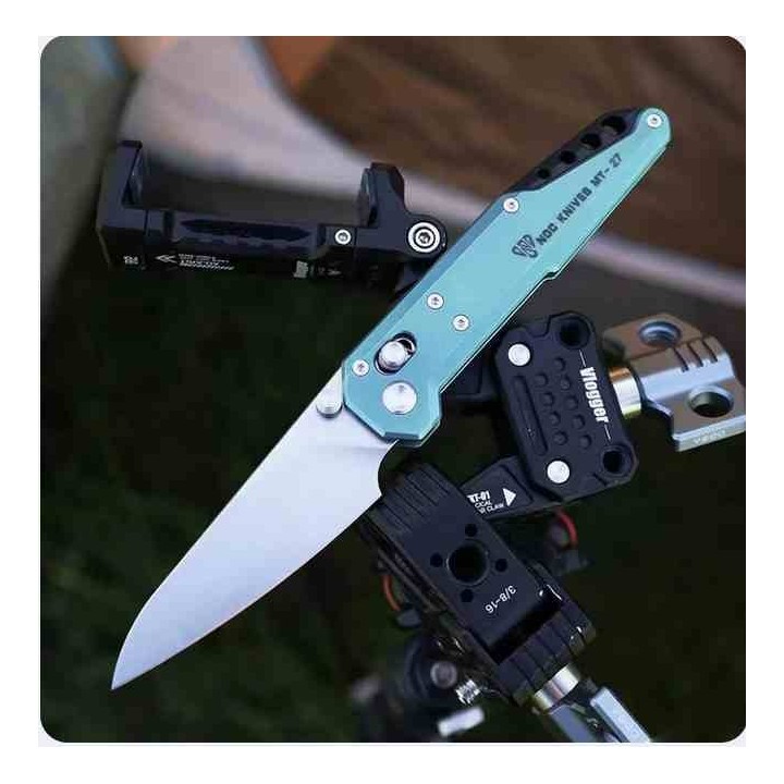 Couteau NOC Knives Dark Feather MT-27 Lame Acier M390 Manche Titane Vert Crossbar Lock NOCMT2720 - Livraison Gratuite