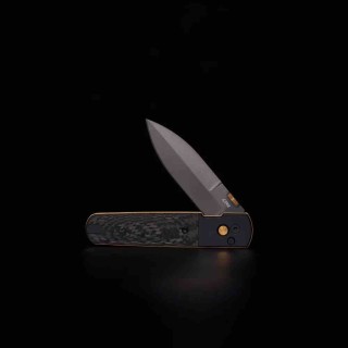 Couteau CJRB Perfect Locust Lame Acier S90V Manche Titane/FCarbone Button Lock Kivt J1951GBCF1 - Livraison Gratuite