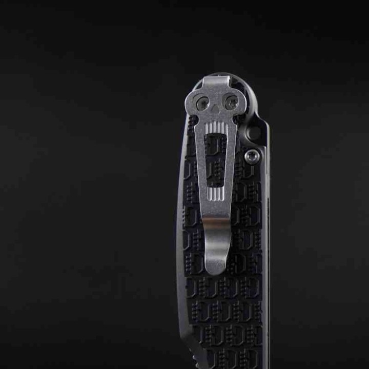 Couteau Daggerr Leprechaun Lame Acier 8Cr14MoV Manche FRN Black Linerlock DGRLPMBKSW - Livraison Gratuite