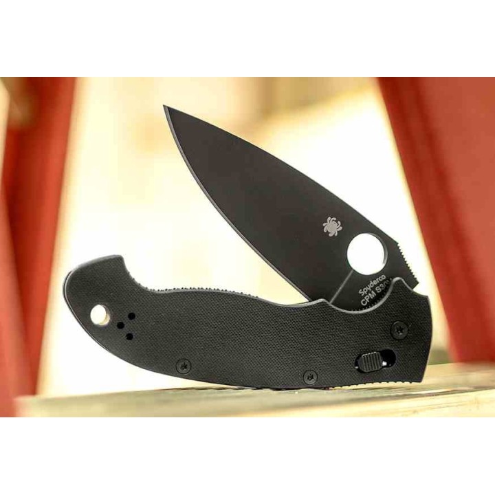 Couteau Spyderco Manix 2 XL Lame Acier CPM-S30V Manche G-10 Noir Ball Bearing Lock USA SC95GPBBK2 - Livraison Gratuite