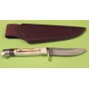 Couteau de Chasse Frost Lame Acier Carbone/Inox Manche Bois de Cerf Etui Cuir FTS179DS - Livraison Gratuite