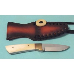 Couteau de Chasse Skinner Lame Acier Carbone/Inox Manche Os Etui Cuir PA7980 - Livraison Gratuite