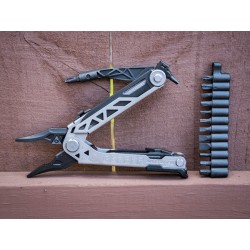 Pince Tenaille Gerber Center Drive Multi-Tool + BitSet Lame Acier 420HC Made USA G1194 - Livraison Gratuite