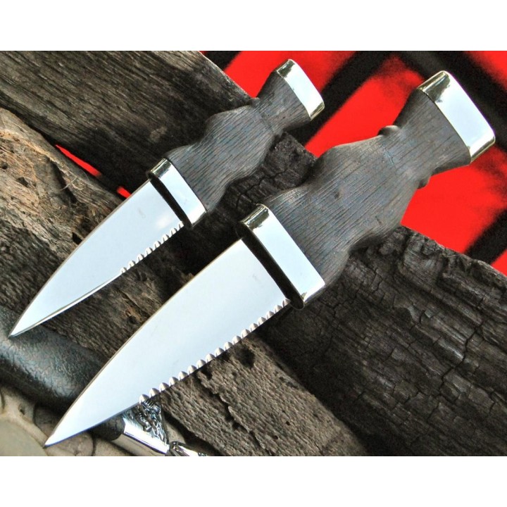 Set de 2 Couteaux Scottish Dirk Reproduction United Cutlery Scottish SGIAN DUBH 2 Piece Dagger CN210928 - Livraison Gratuite