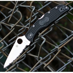 Couteau Spyderco Endela Lightweight Lame Acier VG-10 Serrated Manche FRN Lockback USA SC243SBK - Livraison Gratuite