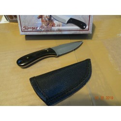 Couteau Skinner Buffalo Horn Lame Acier Inox Manche Corne Etui Nylon Frost Cutlery FCW007BH - Livraison Gratuite