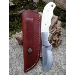 Couteau de Chasse Skinner Lame Acier Carbone 1055 Manche Os Etui Cuir PA8015 - Livraison Gratuite