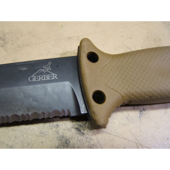Couteau Gerber LMF II Infantry Coyote Brown Acier 420HC Etui MOLLE Made In USA G1463 - Livraison Gratuite