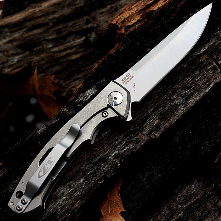 Couteau Zero Tolerance Small Sinkevich Acier S35VN Manche Titane Made In USA ZT0450 - Livraison Gratuite
