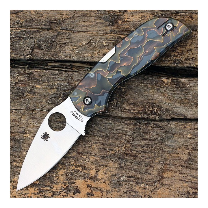 Couteau Spyderco Chaparral Raffir Noble Lame Acier CTS XHP Manche Acrylic SC152RNP - Livraison Gratuite