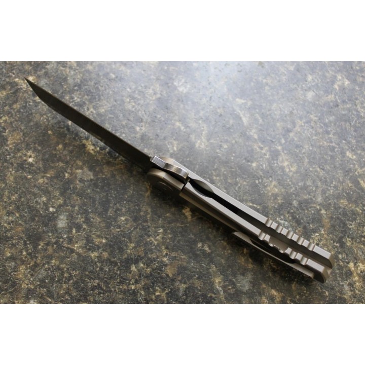 Couteau Ontario Carter Prime Lame Acier D2 Manche Titane Framelock Clip ON8875 - Livraison Gratuite