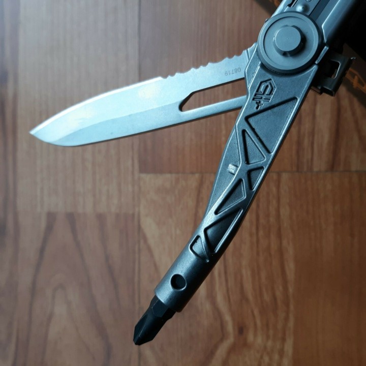 Pince Multifonctions Gerber Center Drive Plus Bit Etui Cuir Made USA G1417 - Livraison Gratuite