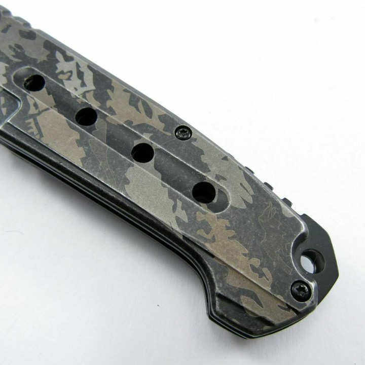 Couteau Tac Force Camo Predator A/O Lame Acier Inox Manche Acier Linerlock Clip TF921CD - Livraison Gratuite