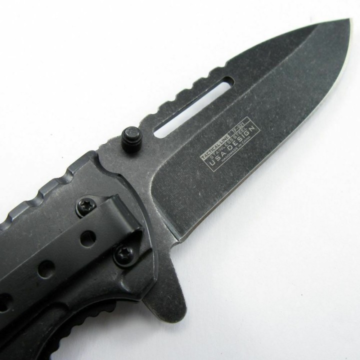Couteau Tac Force Camo Predator A/O Lame Acier Inox Manche Acier Linerlock Clip TF921CD - Livraison Gratuite