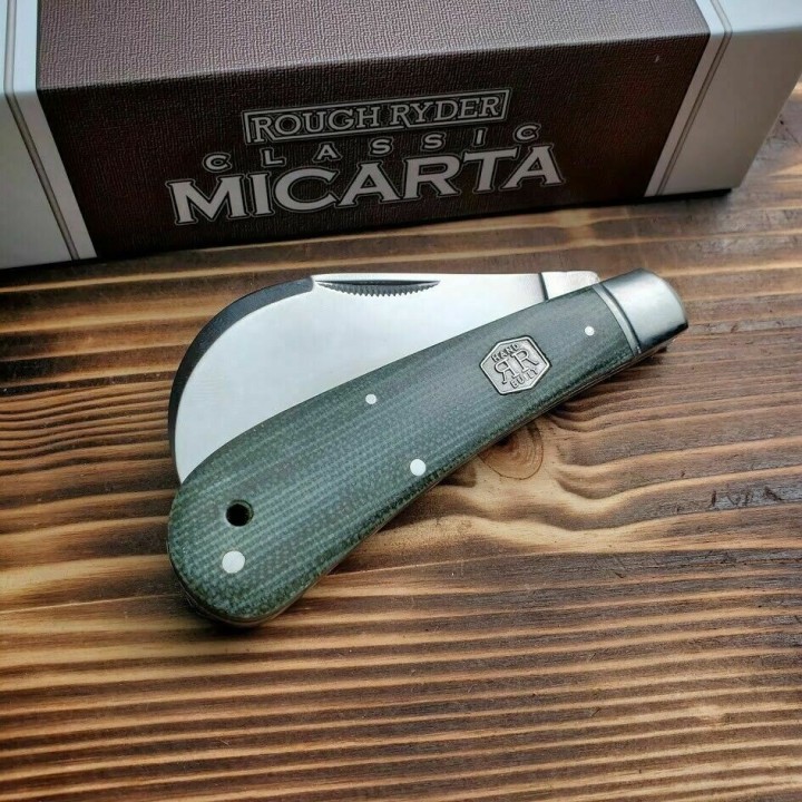 Couteau Serpette Rough Rider Hawkbill Green Micarta Lame Acier 440 Manche Micarta RR1993 - Livraison Gratuite