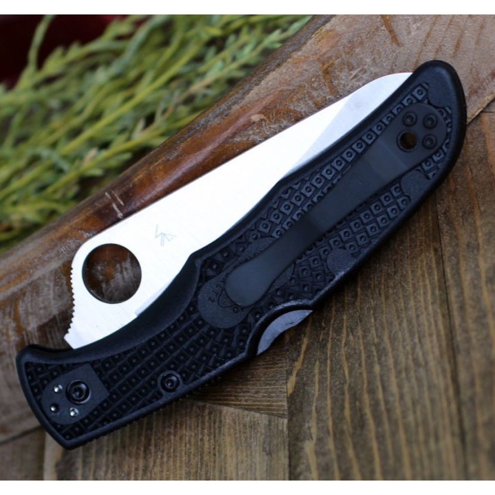 Couteau Spyderco Pacific Salt 2 Lame Acier H1 Serratd Manche FRN Lockback Japan SC91SBK2 - Livraison Gratuite