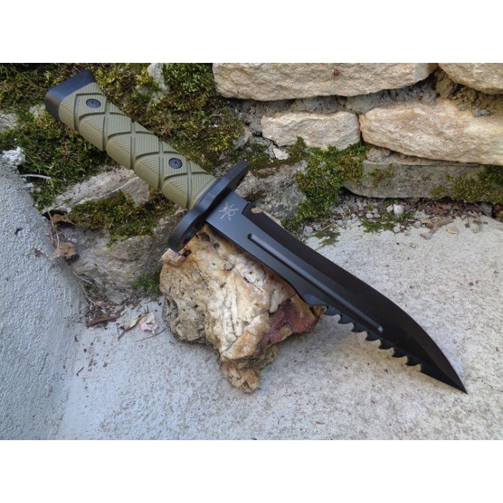 Couteau de Combat Frost Cutlery Tactical Lame Acier 3Cr13 Manche Abs Etui Plastique Rigide FTX442B - Livraison Gratuite