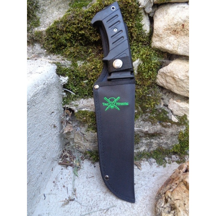 Couteau Kukri Bowie Frost Cutlery Lame Acier 3Cr13 Manche Abs Etui Nylon FTX25B - Livraison Gratuite