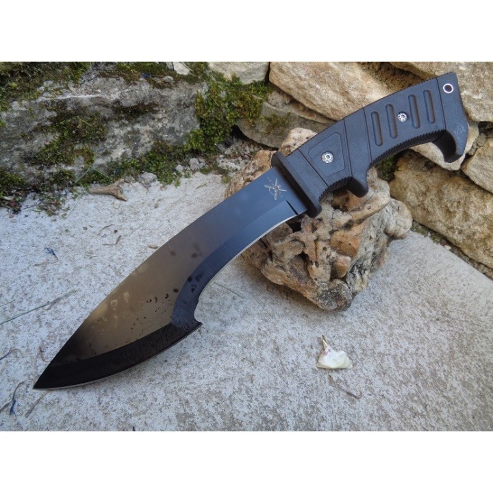 Couteau Kukri Bowie Frost Cutlery Lame Acier 3Cr13 Manche Abs Etui Nylon FTX25B - Livraison Gratuite