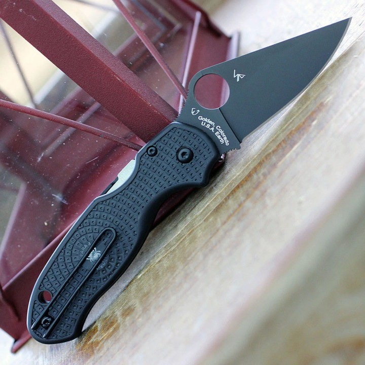 Couteau Spyderco Para 3 Compression Lock Manche FRN Lame Black CTS-BD1N Clip Made USA SC223PBBK - Livraison Gratuite