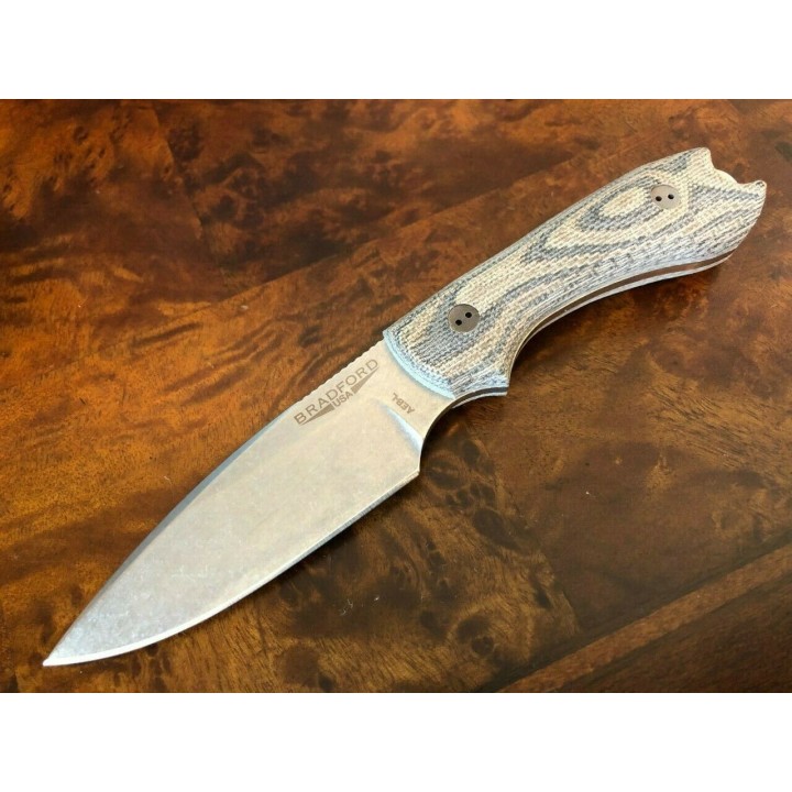 BRAD3FE109A Couteau Bradford Knives Guardian 3 Camo Acier AEB-L Manche Micarta Etui Cuir USA - Livraison Gratuite