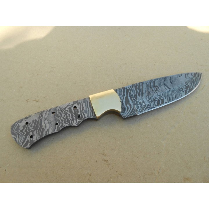 Lame A Customiser Damas 256 Couches Drop Point Garde en Laiton BL134D - Livraison Gratuite