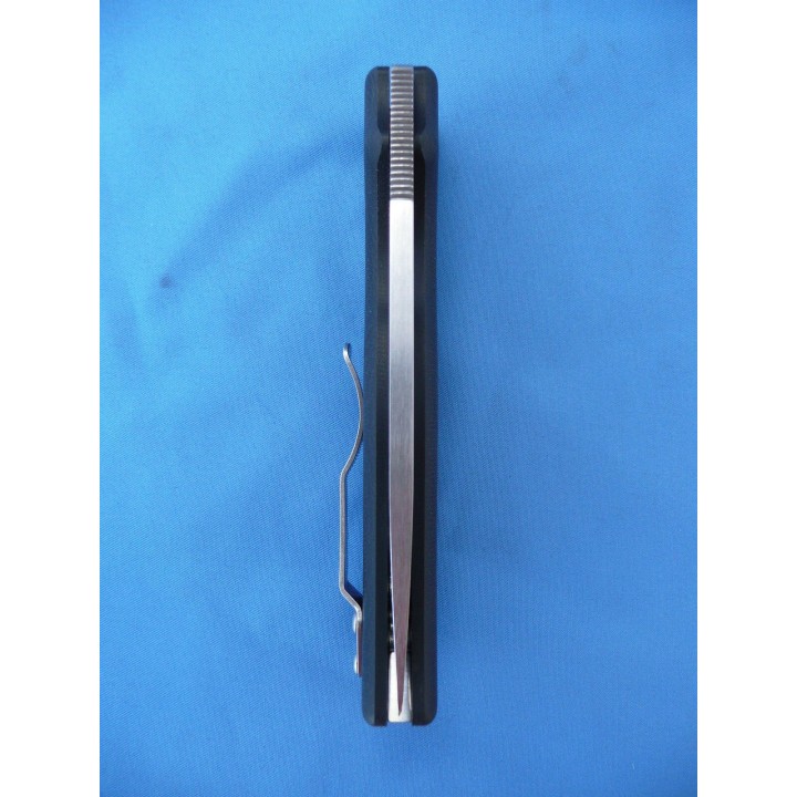 Couteau Spyderco Shaman Serrated Lame Acier CPM-S30V Manche G-10 Made USA SC229GS - Livraison Gratuite
