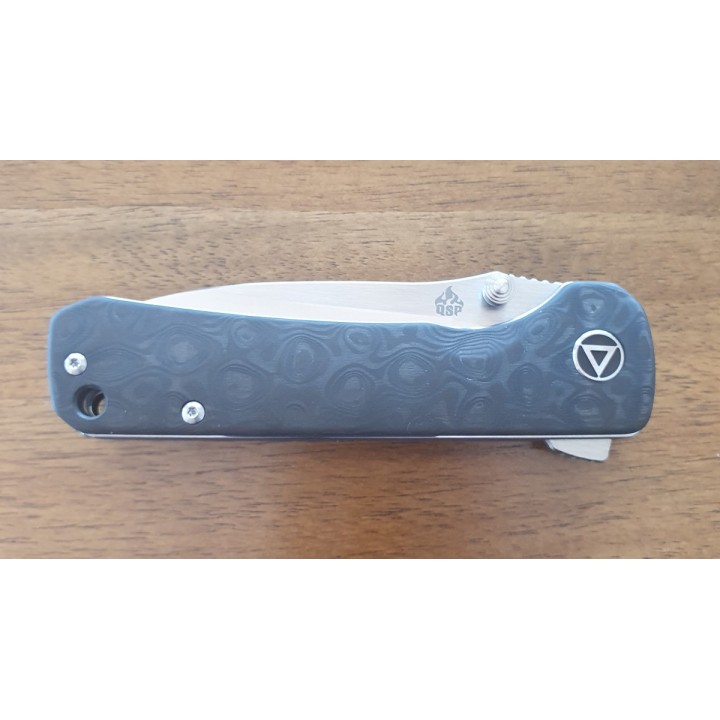 Couteau QSP Hawk Lame Acier S35VN Manche FCarbone Linerlock Clip QS131C - Livraison Gratuite