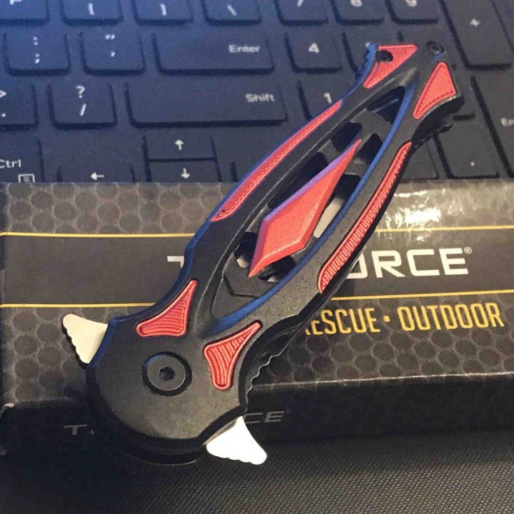 TF1023RD Couteau Tac Force Tactical A/O Lame Acier 3Cr13 Manche Black/Red Alu Linerlock Clip - Livraison Gratuite