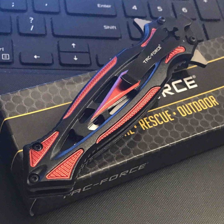 TF1023RD Couteau Tac Force Tactical A/O Lame Acier 3Cr13 Manche Black/Red Alu Linerlock Clip - Livraison Gratuite
