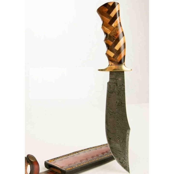 DM1220 Couteau de Chasse Damas 256 Couches Manche Bois Olivier/Noyer Etui Cuir - Livraison Gratuite