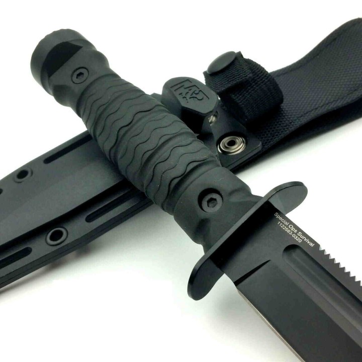 Couteau de Combat Smith&Wesson M&P Specials Ops Lame Acier 8Cr13MoV Manche Abs Etui FRN SW1122583 - Livraison Gratuite